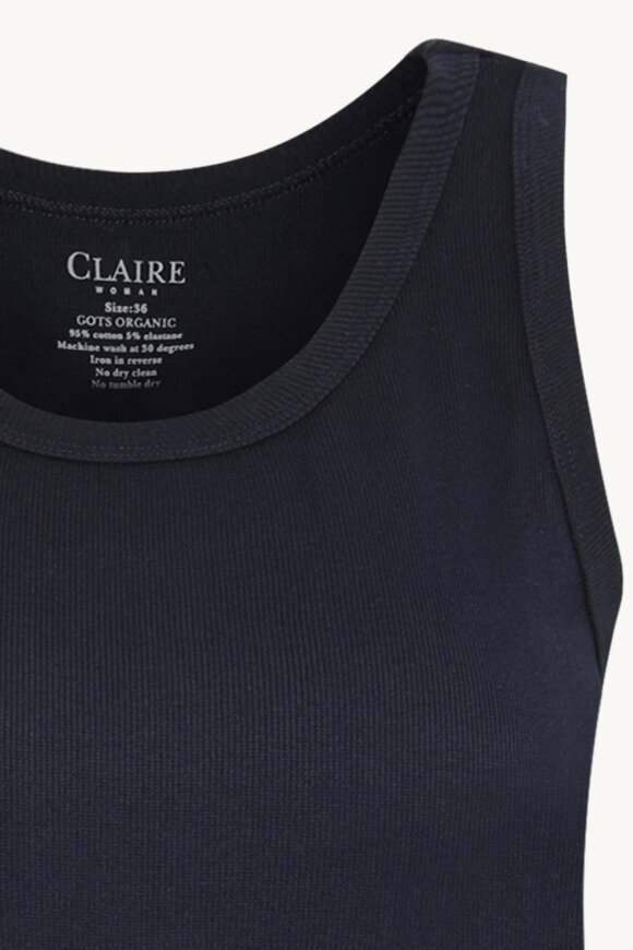 Claire - CWAvery - T-shirt