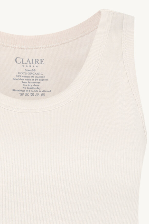 Claire - CWAvery - T-shirt